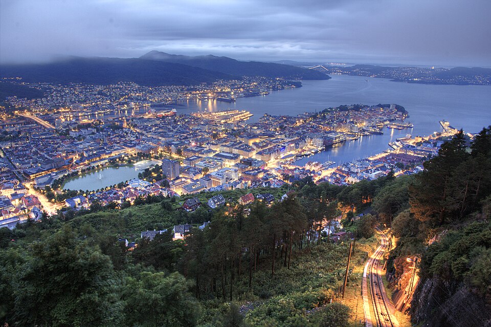 Guess the City question image